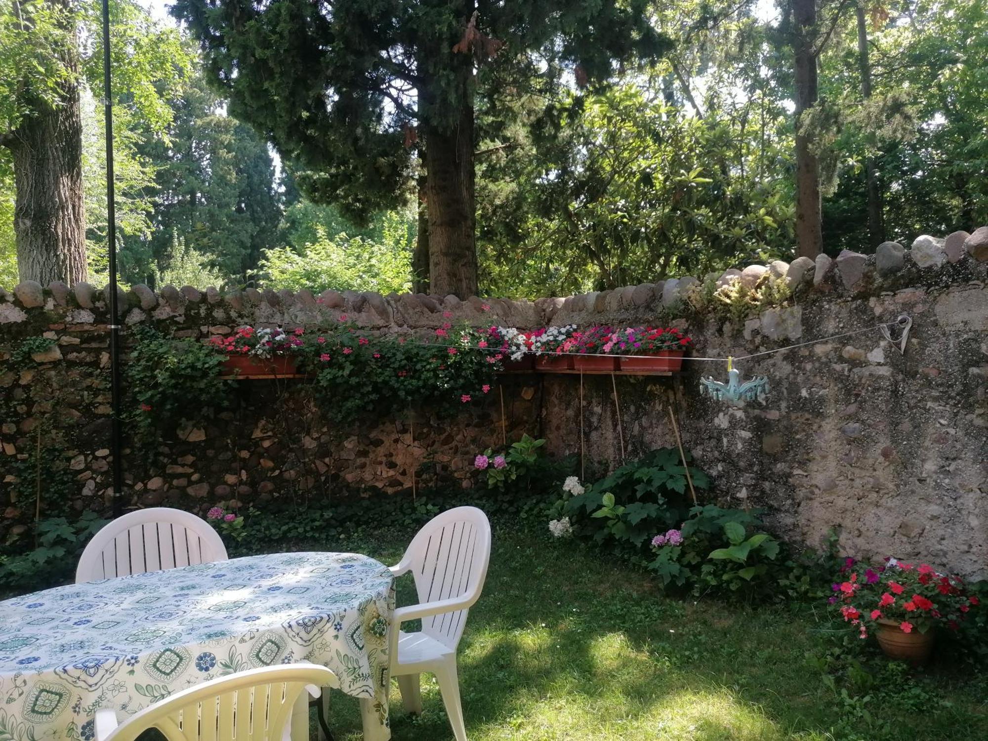 Апартаменти La Casa Di Marzia Бардоліно Екстер'єр фото